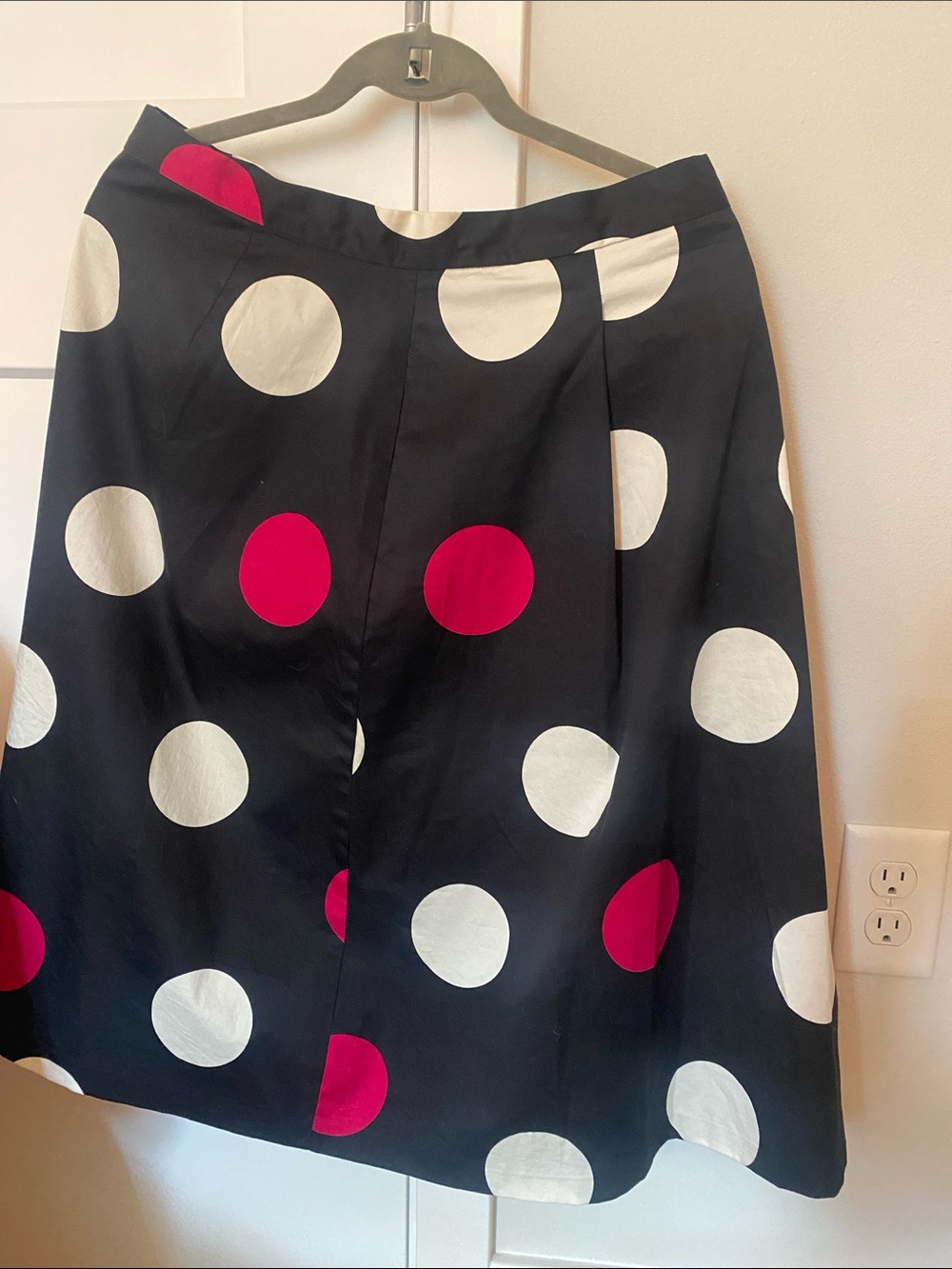 Talbots Black A-Line Skirt with White and Fuchsia Polka Dots/LN